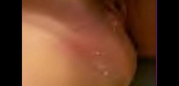  Fat Girl masturbates on Webcam